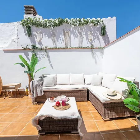 Carreteria Penthouse In By Solaga Homes Apartment